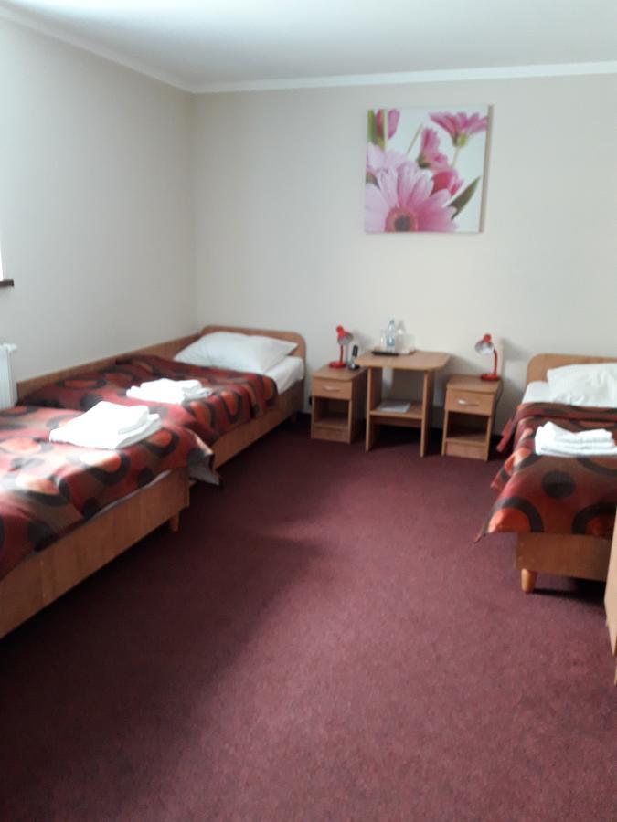 Hotel Paola Kutno Eksteriør bilde