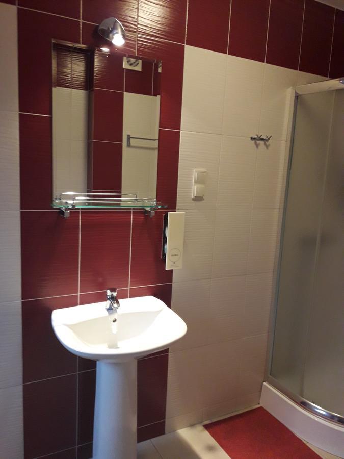 Hotel Paola Kutno Eksteriør bilde