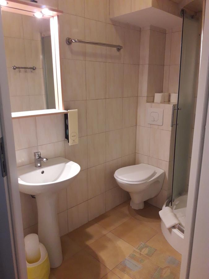 Hotel Paola Kutno Eksteriør bilde